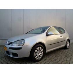 Volkswagen Golf 1.6 FSI Turijn 116PK Clima Cruise 6-Bak