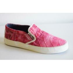 NAPAPIJRI - roze instappers - maten 37 t/m 41