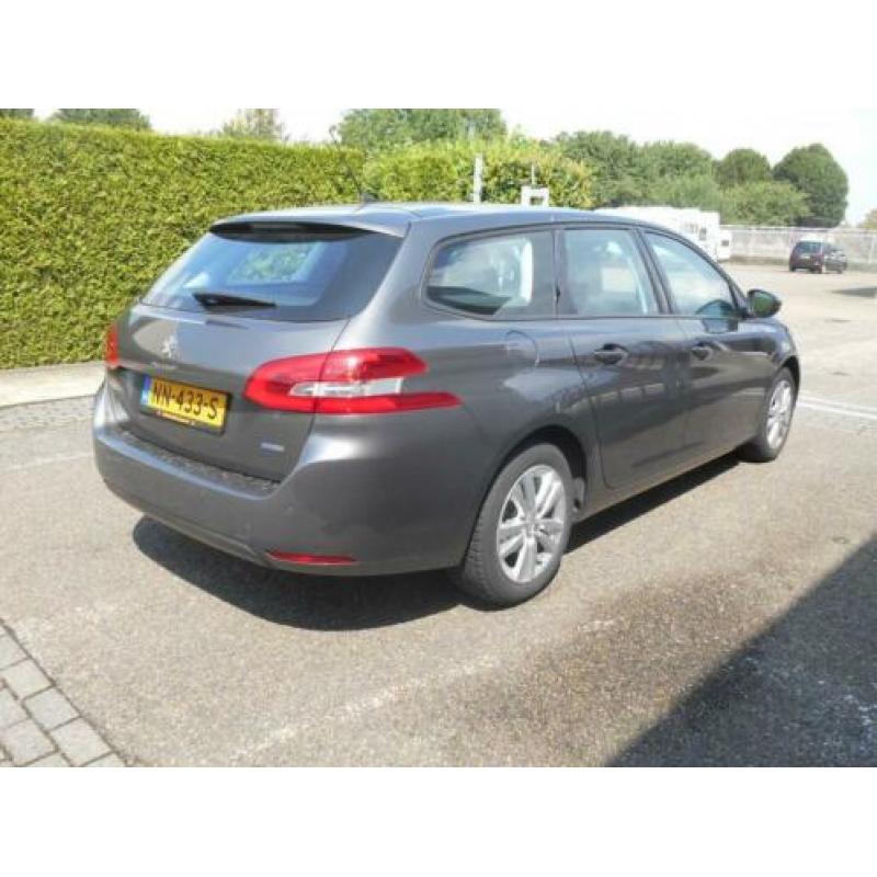 Peugeot 308 1.2 130pk Automaat. Style