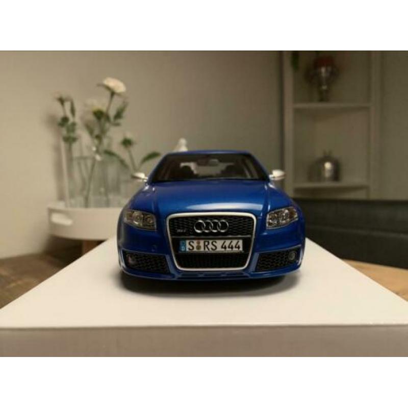 Exclusief en zeldzaam ! Audi RS4 Blauw van Minichamps !
