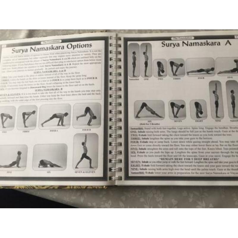 20 English -Reading books-to learn Dutch- yoga