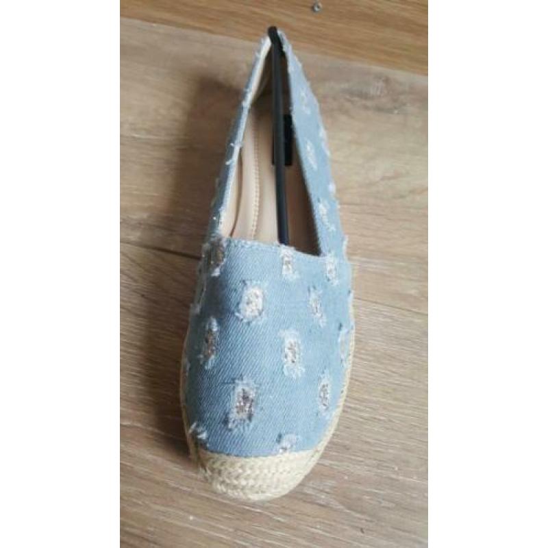 Nieuwe espadrilles Lucky Shoes 68-79 L.Blue mt 38