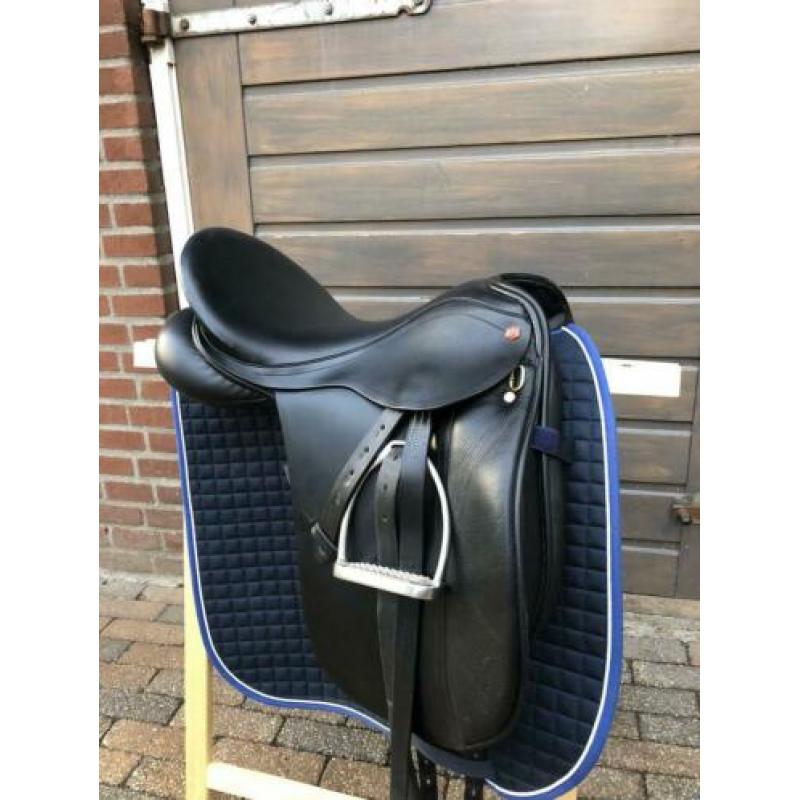 Mooi en zgan Albion K2 Genesis dressuurzadel