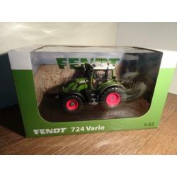 Te koop UH Fendt 724 Vario Nature Green.