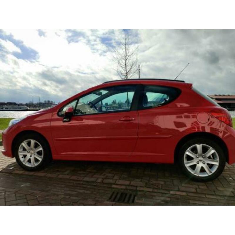 Peugeot 207 1.6 16V 3DRS 2007 Rood xs pack vol opties