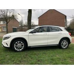 Mercedes GLA-Klasse Gla180 CDI Aut7 2015 Wit Panoramadak