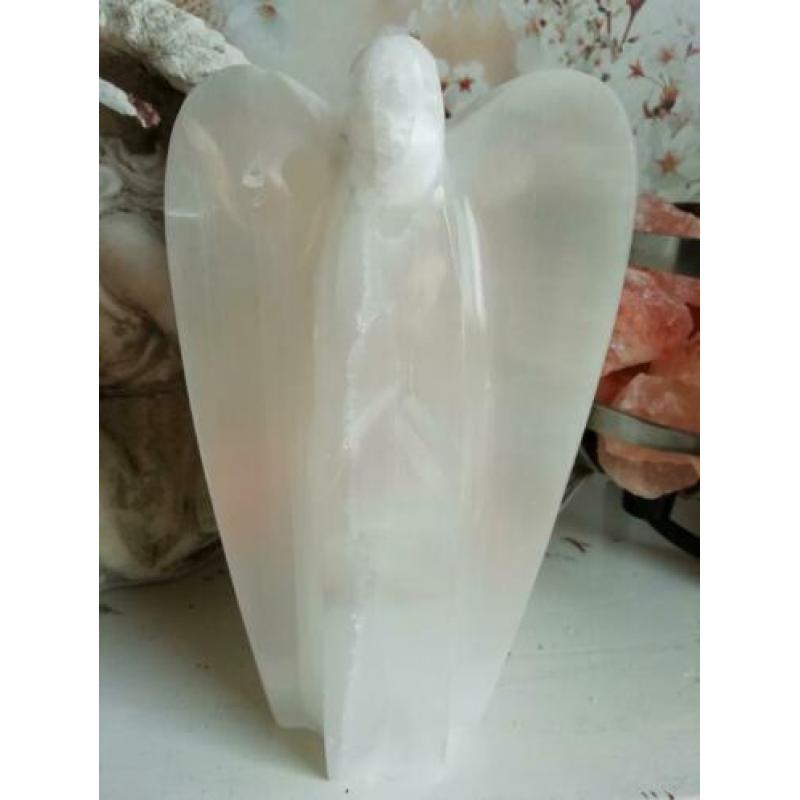 Seleniet lamp engel 20x8,2cm en 1877 gram