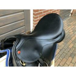 Mooi en zgan Albion K2 Genesis dressuurzadel