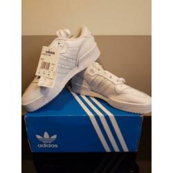 Adidas Rivalry 42