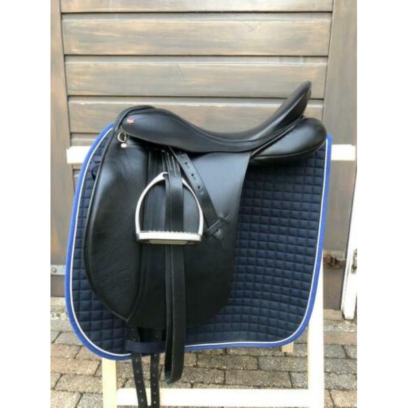 Mooi en zgan Albion K2 Genesis dressuurzadel