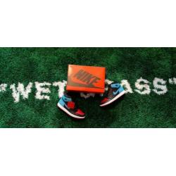 Nike Air Jordan 1 'Unc To Chicago' maat 42