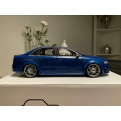 Exclusief en zeldzaam ! Audi RS4 Blauw van Minichamps !
