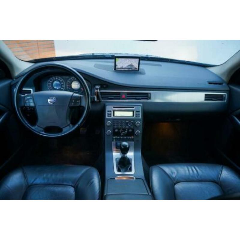 Volvo V70 2.0 Kinetic 2009 Volvo dealer onderhouden