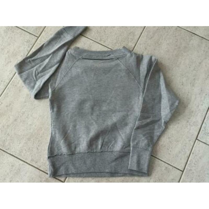 UITVERKOOP Kiddo meisjes truien mt. 110/116 + 122/128