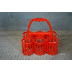 Vintage Oranje wasmand en flessenrek