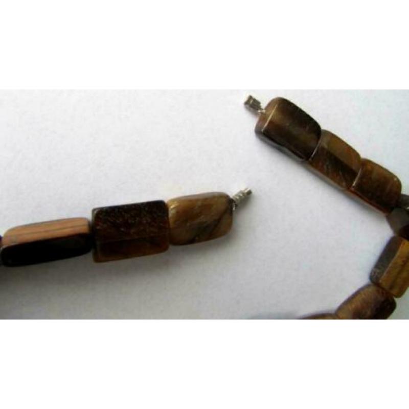 Vintage mooie ketting met grote tijgeroog edelsteen 109 gr