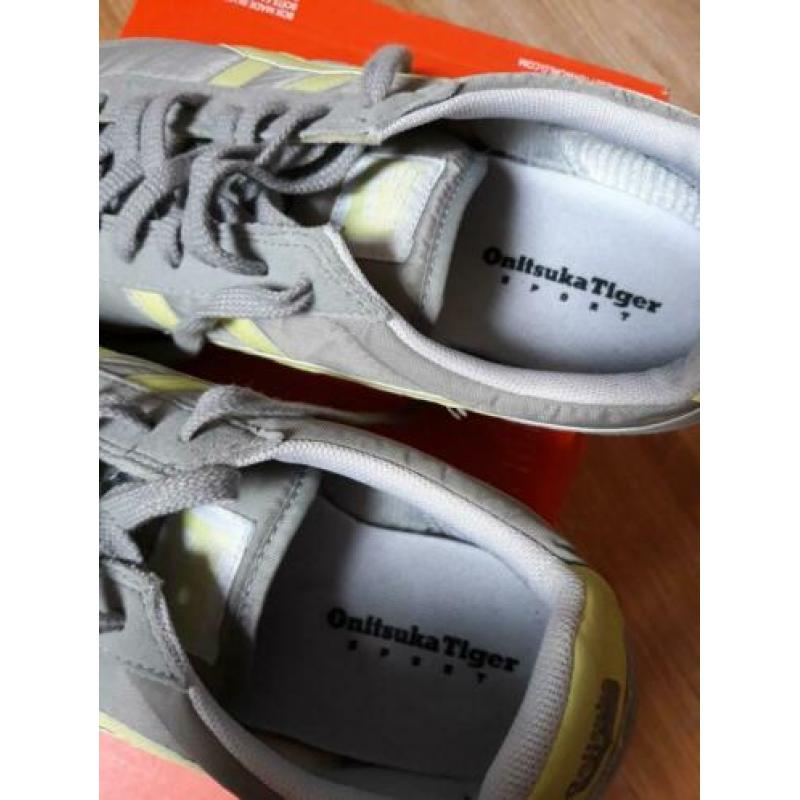Nieuw Asics onitsuka Tiger maat 41