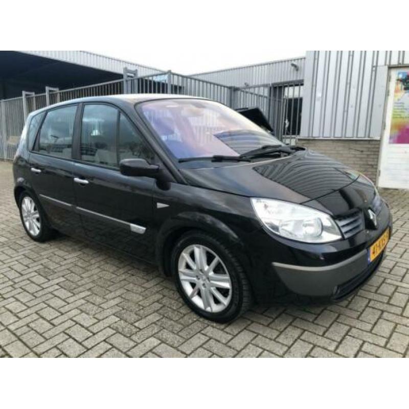 Renault Scénic 2.0-16V Business L.