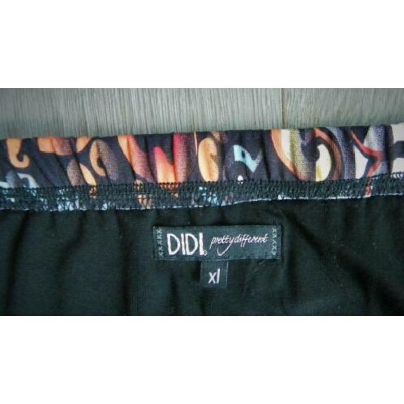 DIDI ( Pretty Different) Deels-Gevoerde Rok maat XL=L