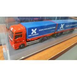 Display cases - vitrine box