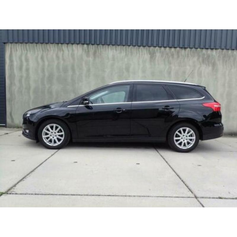 Ford Focus Wagon 1.5 TDCI Titanium Lease Edition NIEUWSTAAT