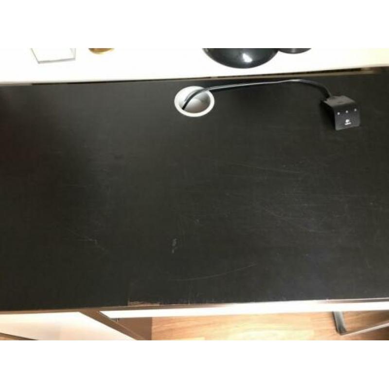 Te koop computermeubel zwart wit,