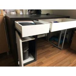 Te koop computermeubel zwart wit,