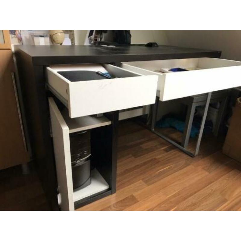 Te koop computermeubel zwart wit,