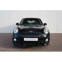 MINI 3-deurs Cooper S Aut. JCW Trim + Serious Business