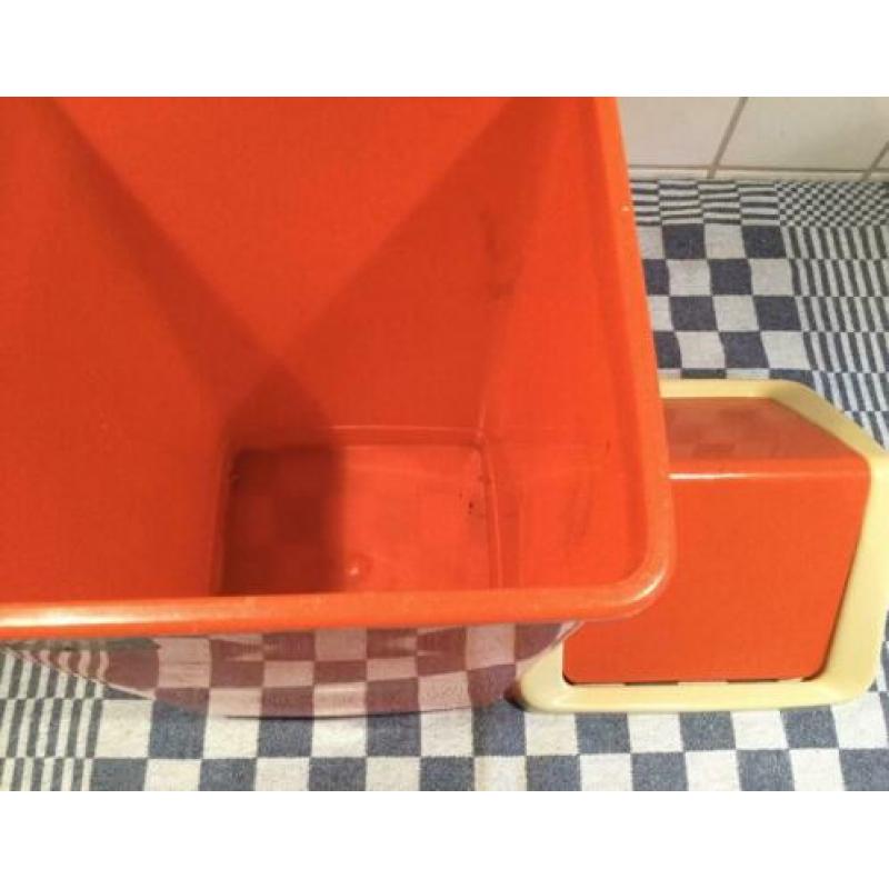 Vintage Curver prullenbak oranje