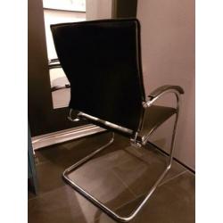 Oldscooldesign Thonet s73 Jozef Carcia zwart leer slede stoe