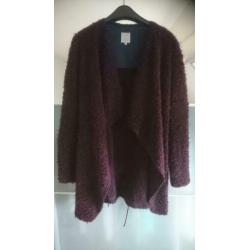 Kocca vest (bordeauxrood/blauw)