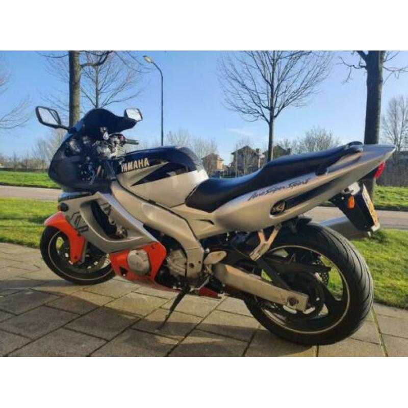 Yamaha Thundercat YZF600R