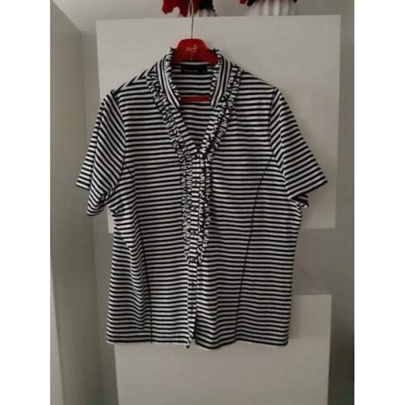 Twee merk shirts van witte veen maat L