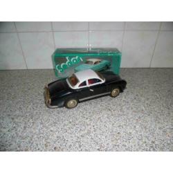 Blikken volkswagen karmann ghia (met doos) nieuwstaat !!!