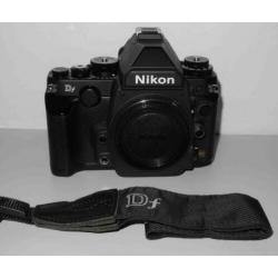 Nikon Df in NIEUW staat