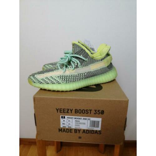 Yeezy yeezreel maat 41 1/3 (8 us)