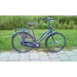 Locomotief damesfiets met 3 vers, frame maat 57 cm
