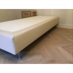 Prachtige Ubica boxspring met pocketvering matras 180 x 210