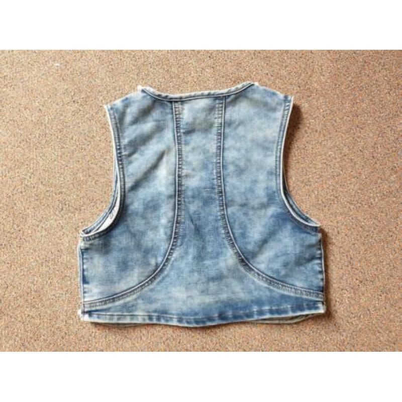 Te koop: leuk vestje van Dutch Dream Denim, maat 152
