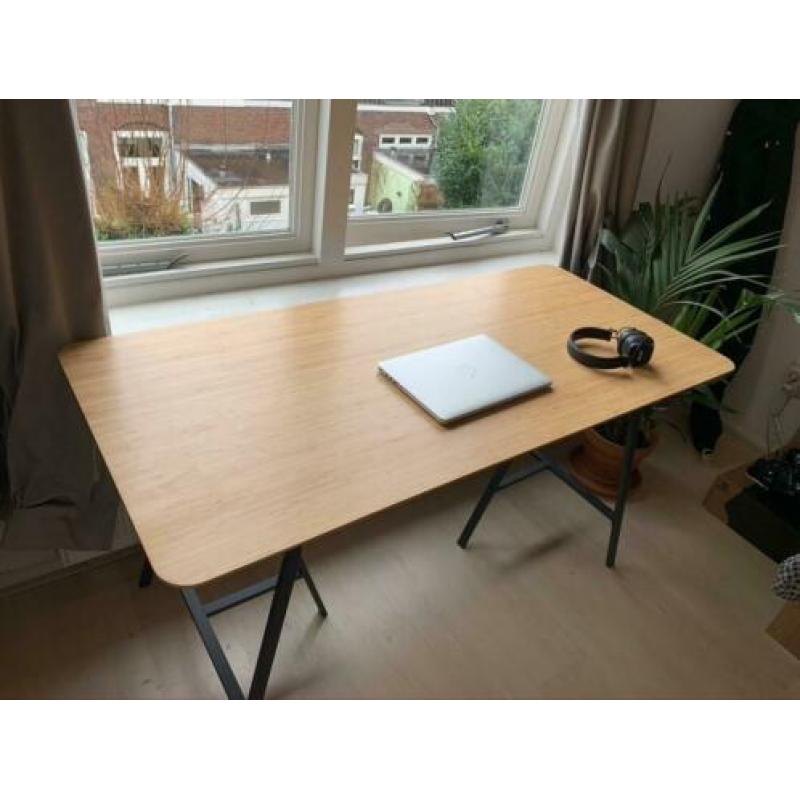 Simpel en minimalistisch bureau