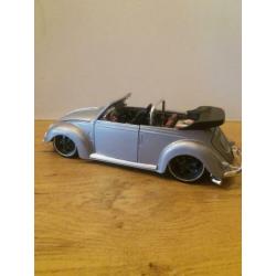 Volkswagen Kever Cabrio 1/18