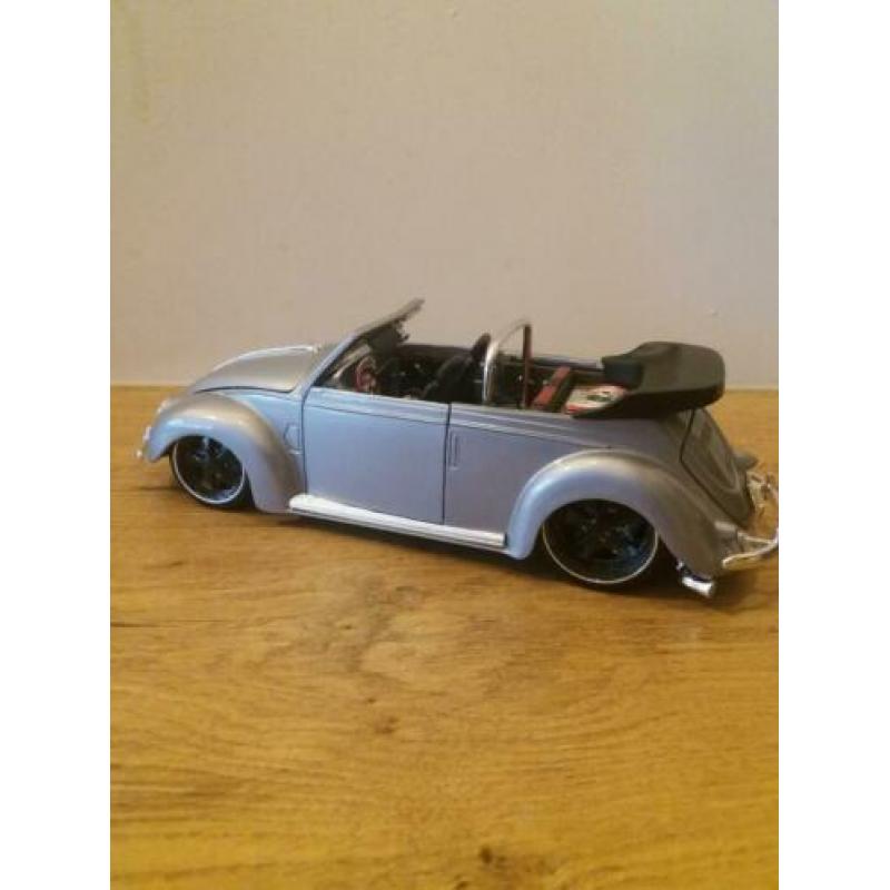 Volkswagen Kever Cabrio 1/18