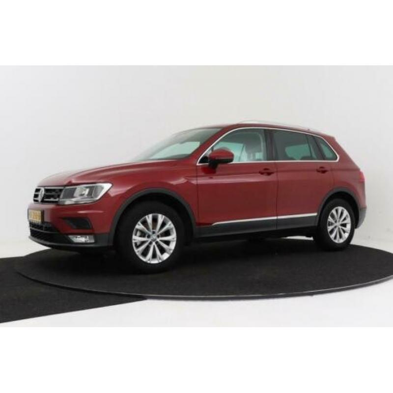 Volkswagen Tiguan 1.4 TSI Connected Series | Navigatie | Afn
