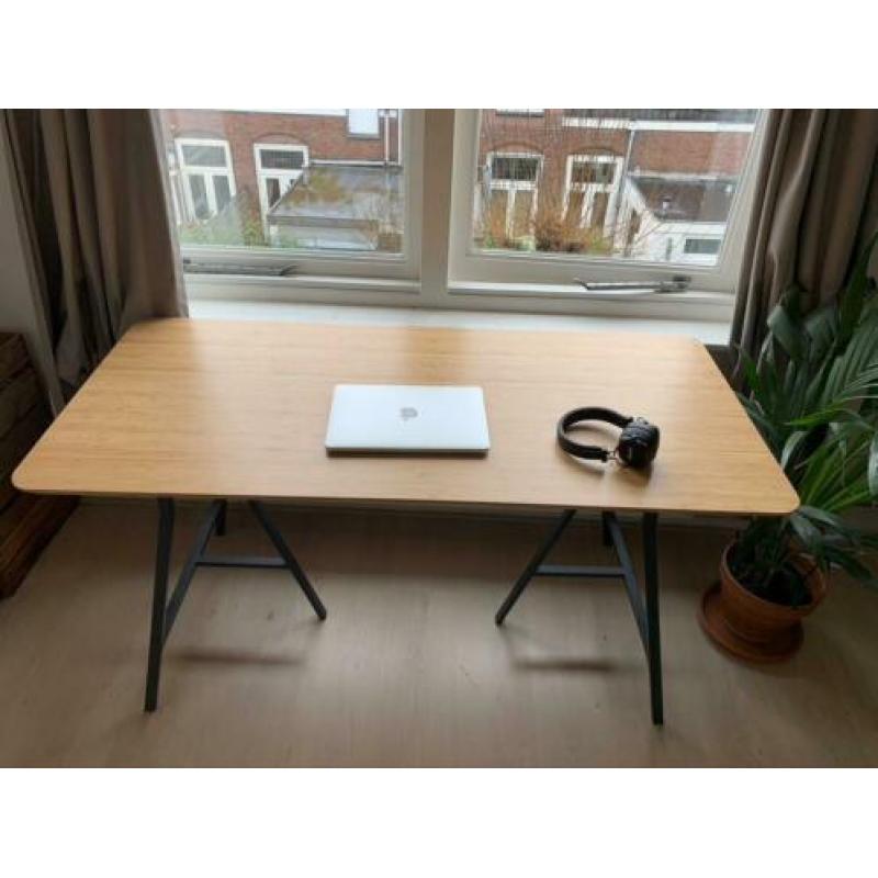 Simpel en minimalistisch bureau