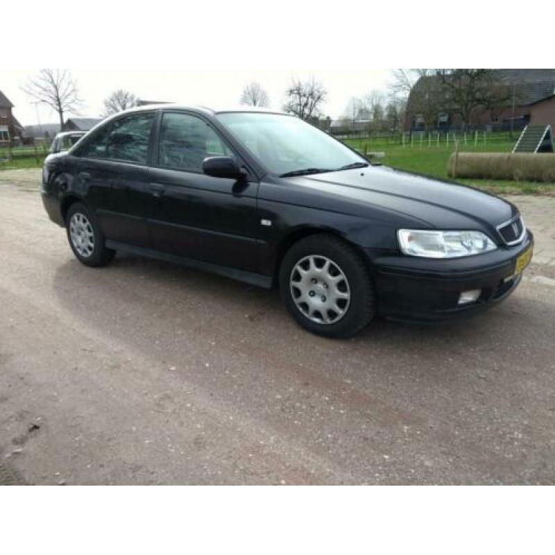 Honda Accord 1.8i LS