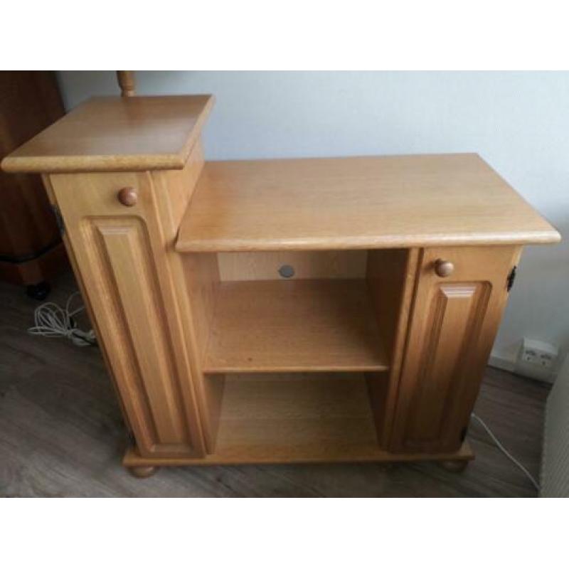 TV-kastje / Dressoir Eiken 《WIE BIED ??》