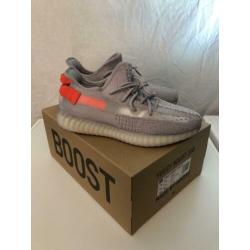 Adidas Yeezy Boost 350 V2 Tail Light, 41 1/3, deadstock
