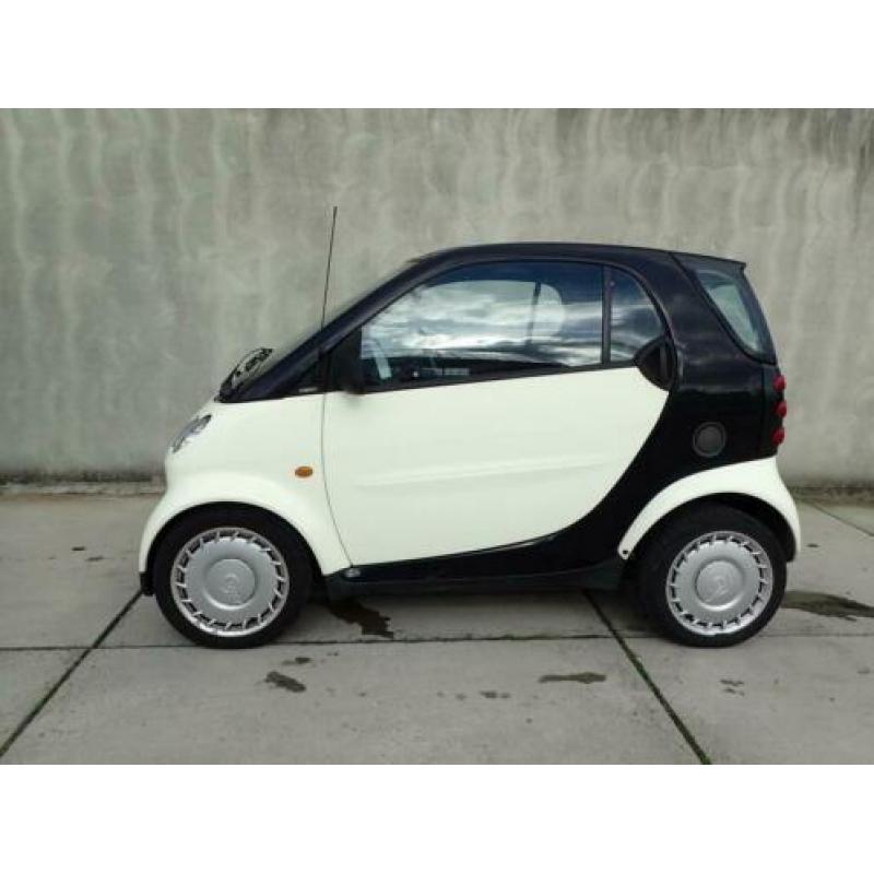 Smart Fortwo coupé 0.7 pure