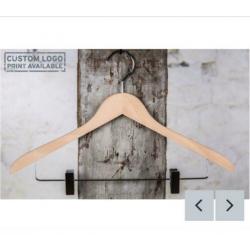 Partij hoge kwaliteit hangers/broekhangers met antislip rand